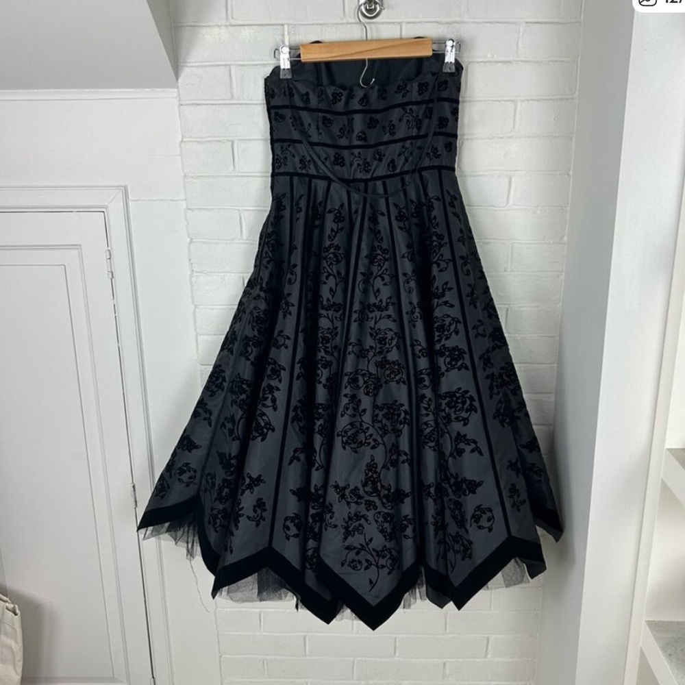 Rare Vintage Betsey Johnson Strapless Gray w/Black Velvet Trim Witchy Goth Dress - Picture 9 of 15